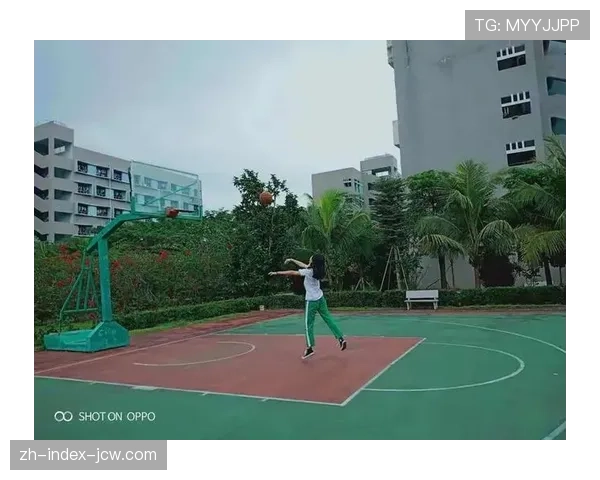 科学化训练提升三分稳定性 徒手模拟投篮固化动作记忆 科学化训练提升三分稳定性 徒手模拟投篮固化动作记忆